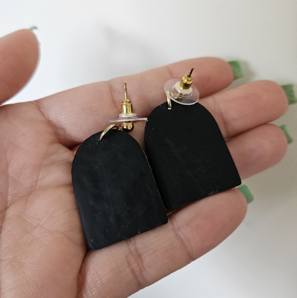Black & White Clay Earrings - Picture 2 of 3
